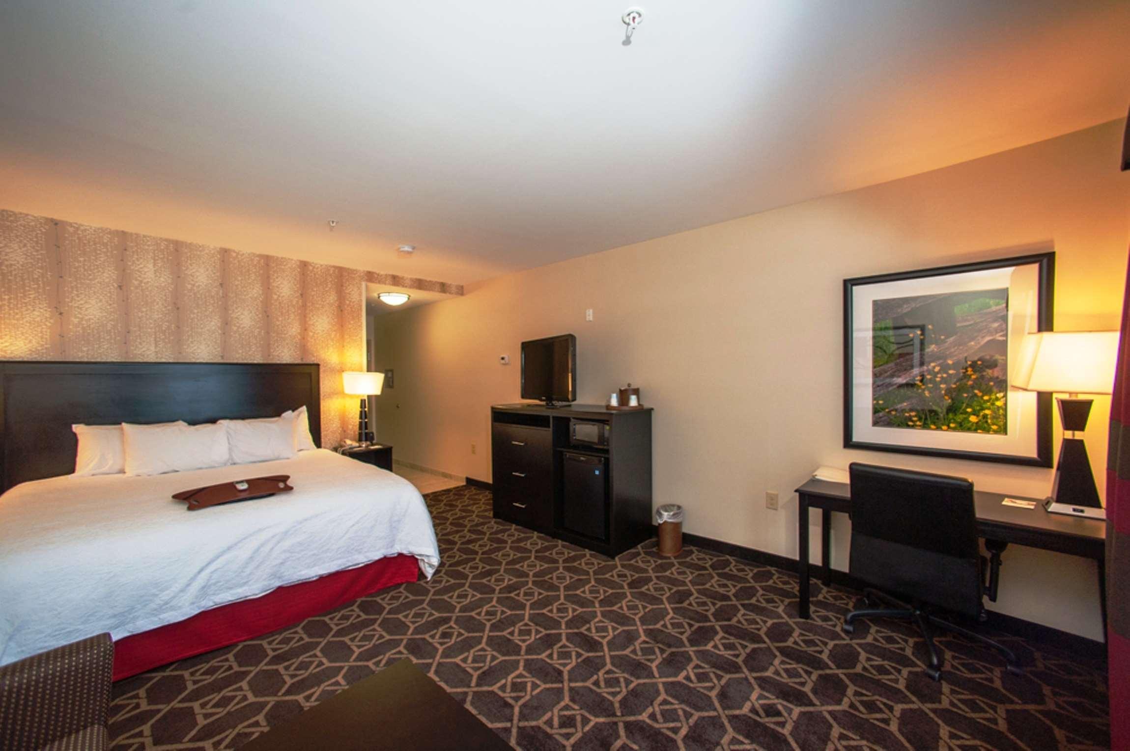 Hampton Inn By Hilton Форт-Морган Экстерьер фото